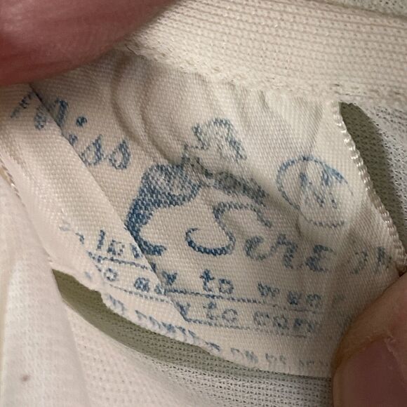 VTG Miss Siren SIZE MEDIUM Womens Tricot Butterfly Embroidered Cottage Nightgown - Picture 5 of 6